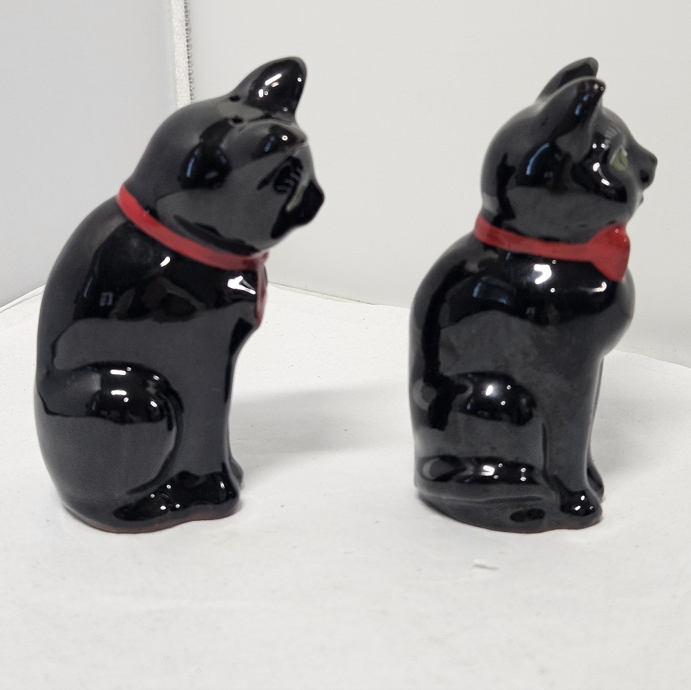 Vintage Shafford Redware Pottery Black CAT Salt & Pepper Shakers MCM - Picture 3 of 8